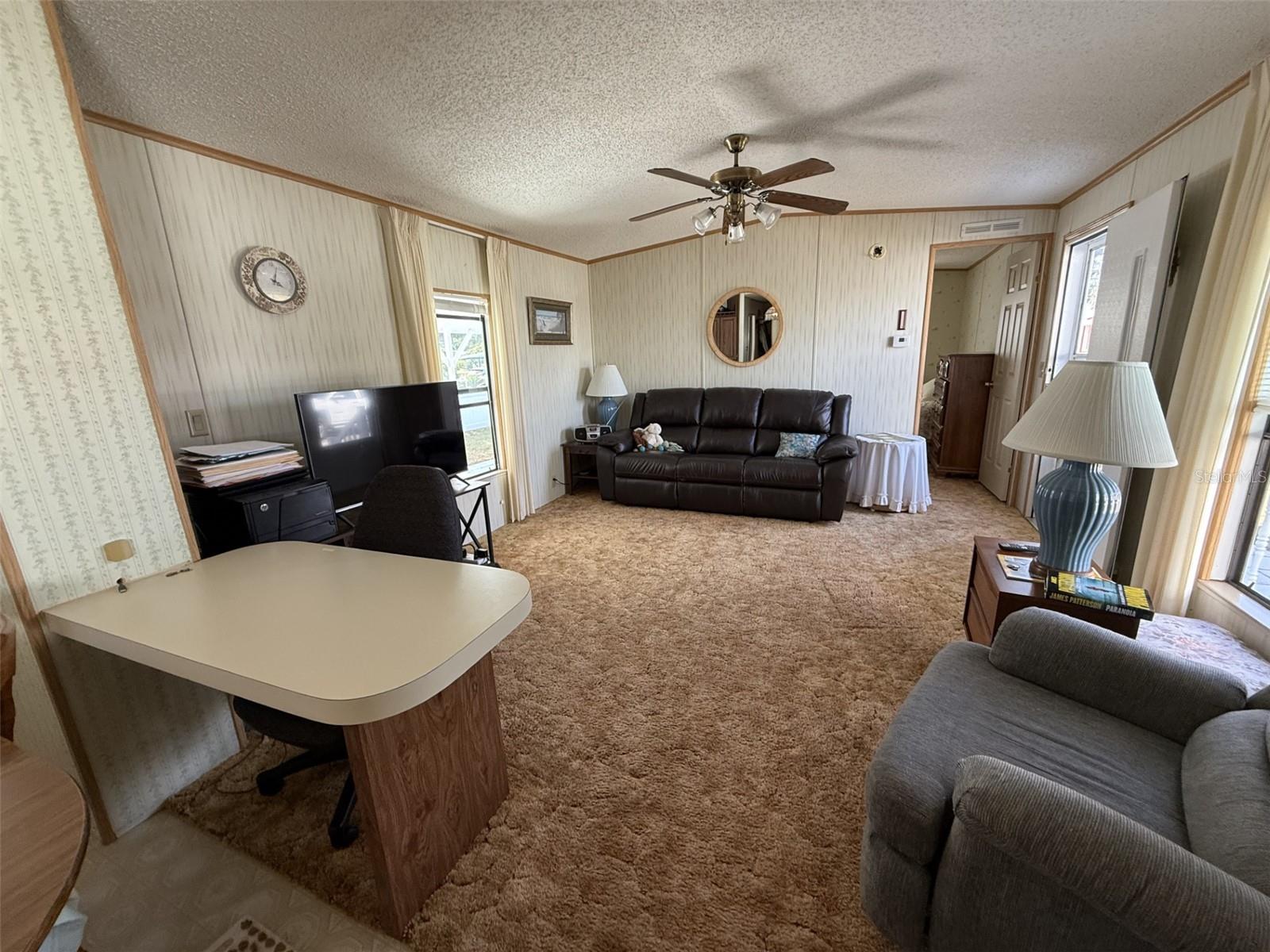 LAKE MARIANA ACRES - Residential