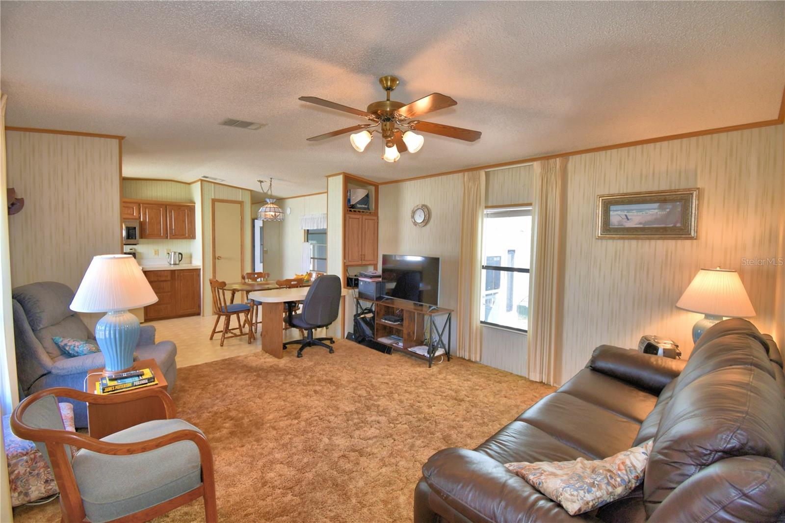 LAKE MARIANA ACRES - Residential