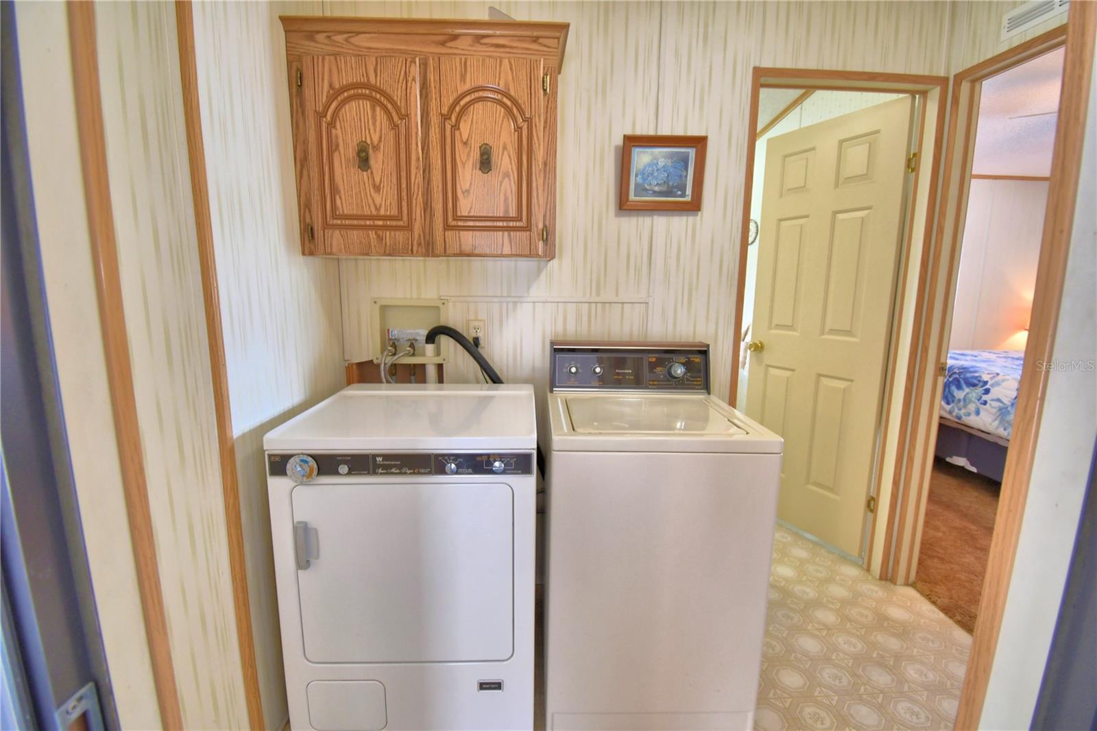 LAKE MARIANA ACRES - Residential