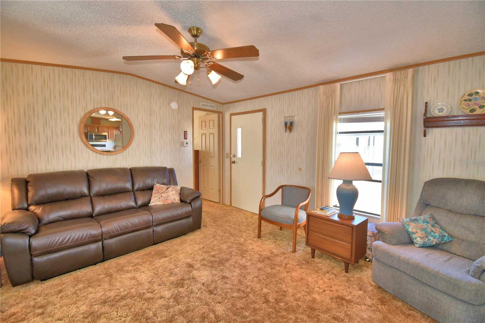 LAKE MARIANA ACRES - Residential