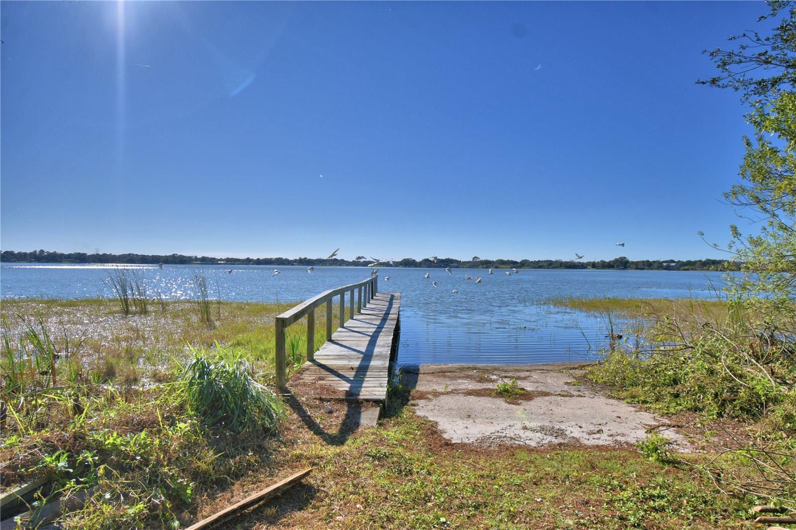 LAKE MARIANA ACRES - Residential