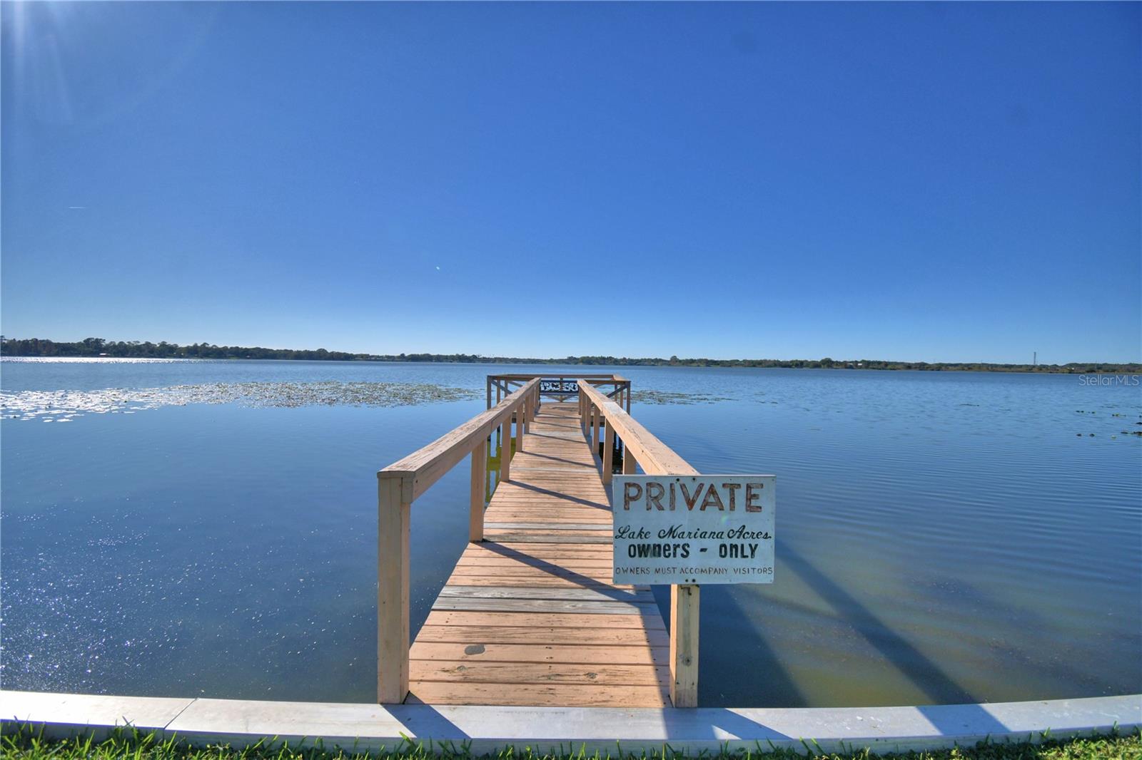 LAKE MARIANA ACRES - Residential