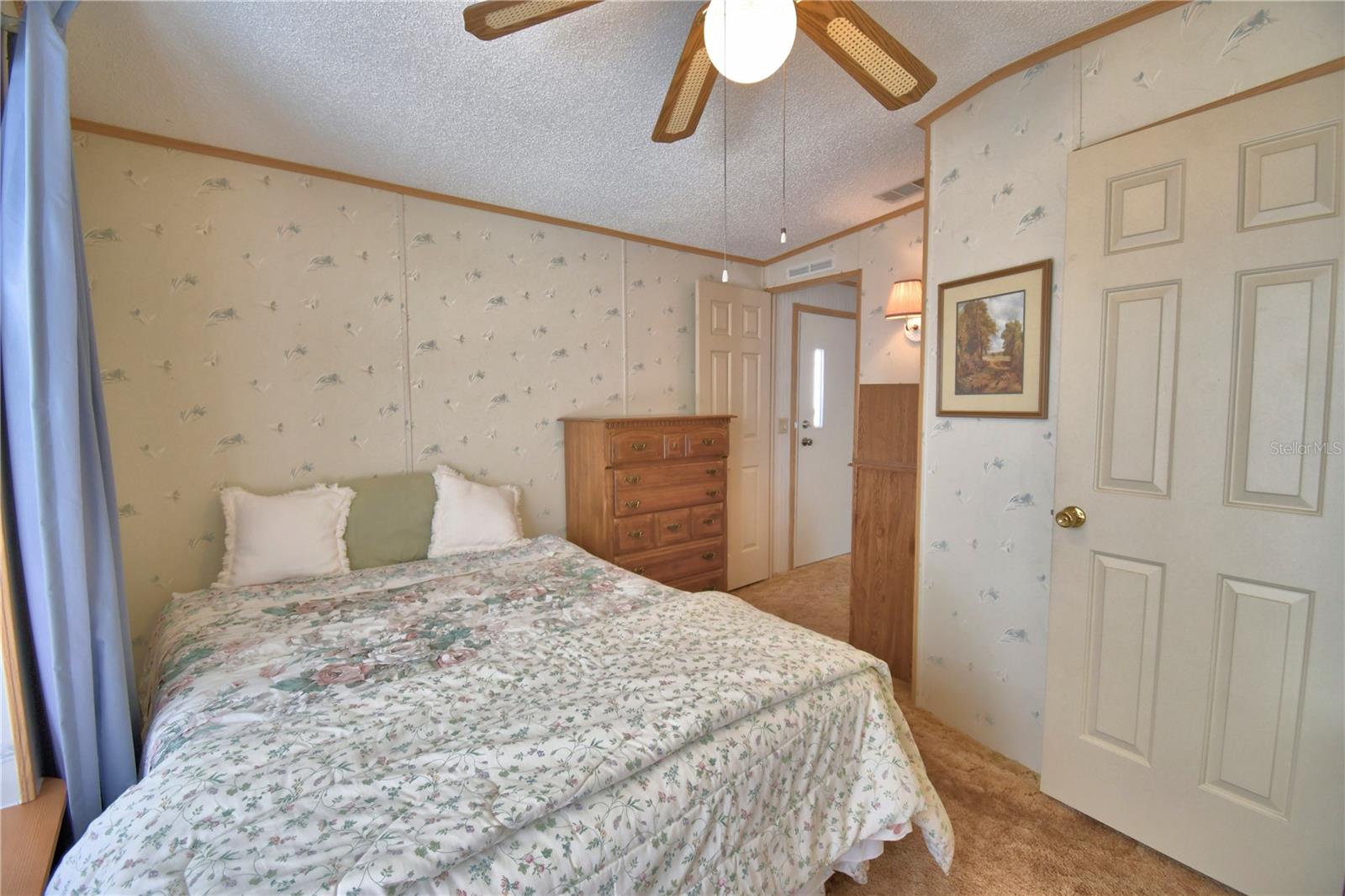 LAKE MARIANA ACRES - Residential