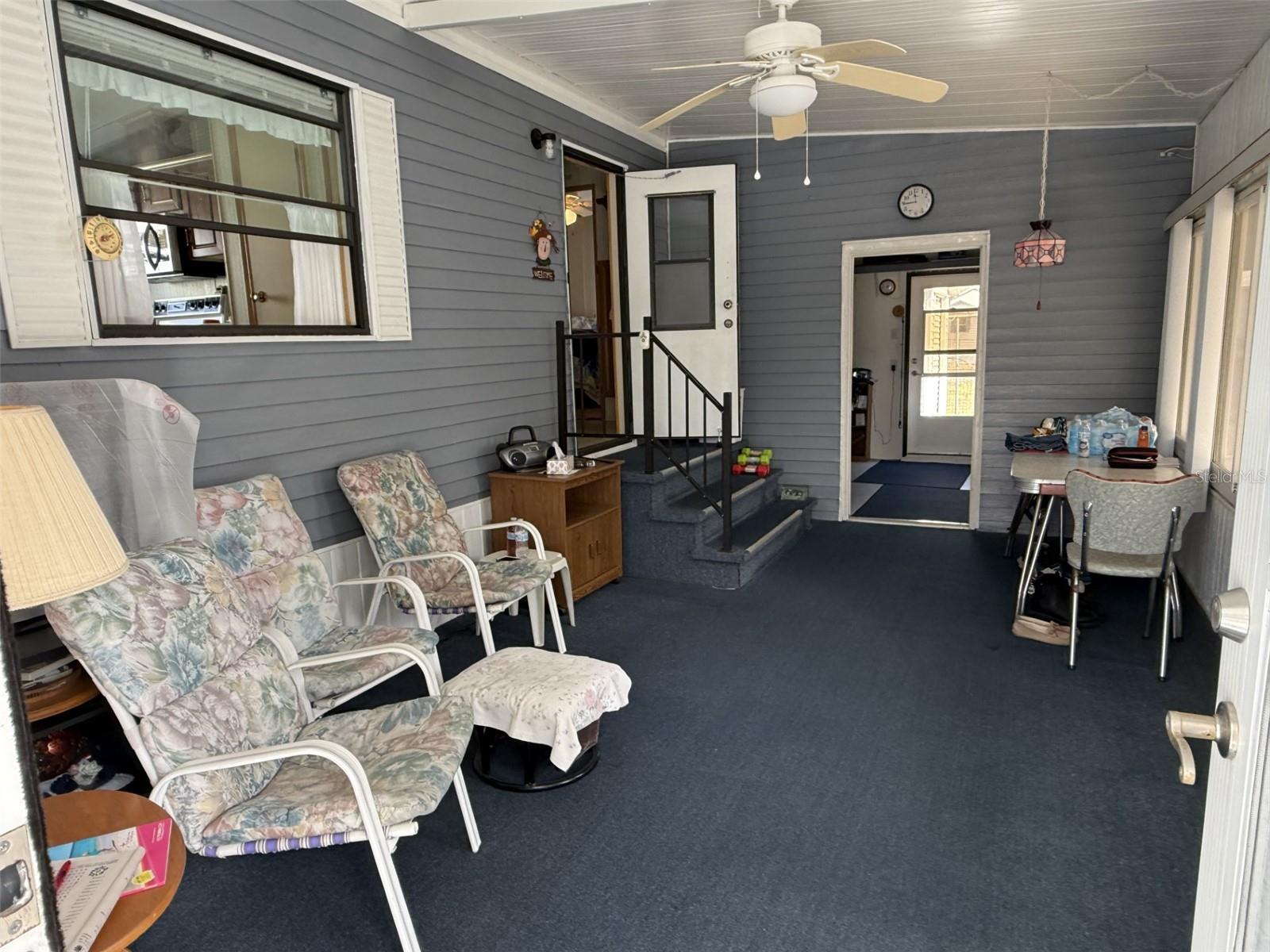 LAKE MARIANA ACRES - Residential