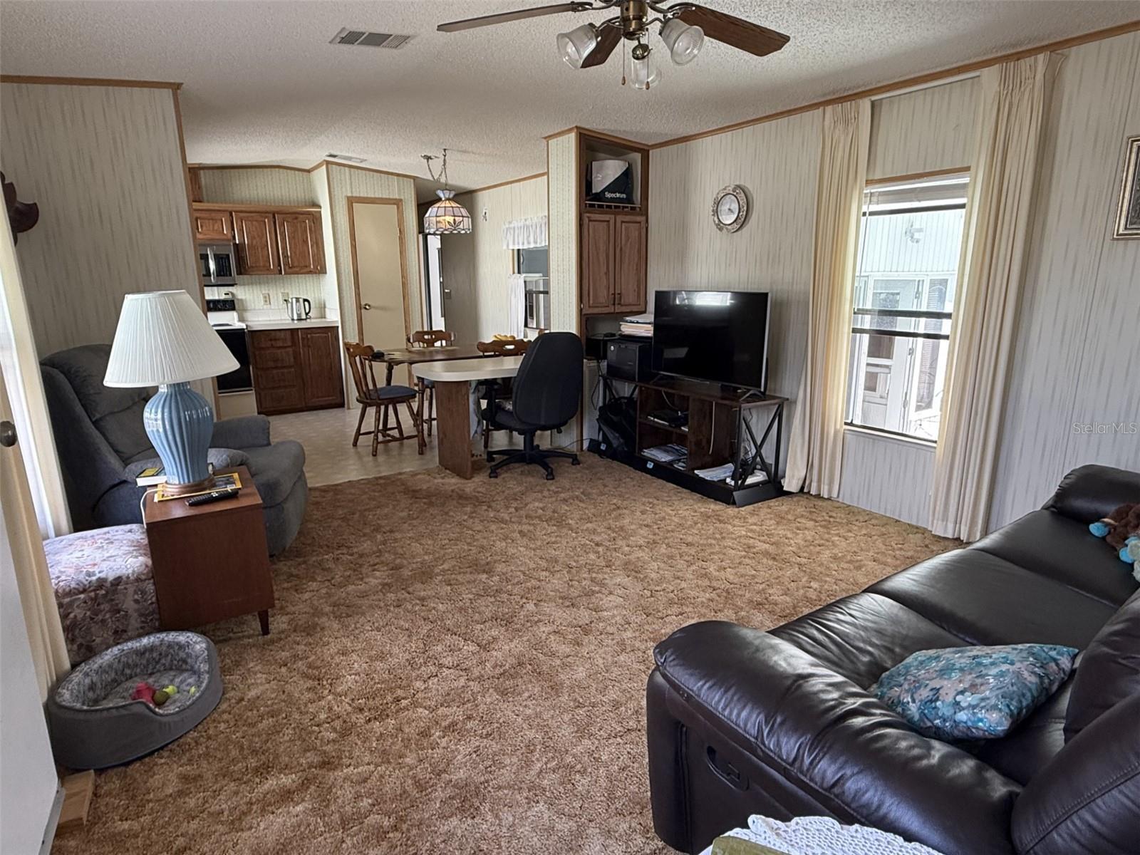 LAKE MARIANA ACRES - Residential