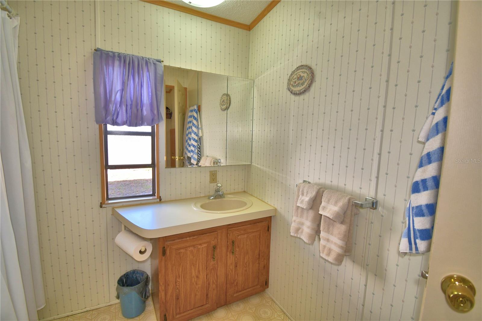 LAKE MARIANA ACRES - Residential