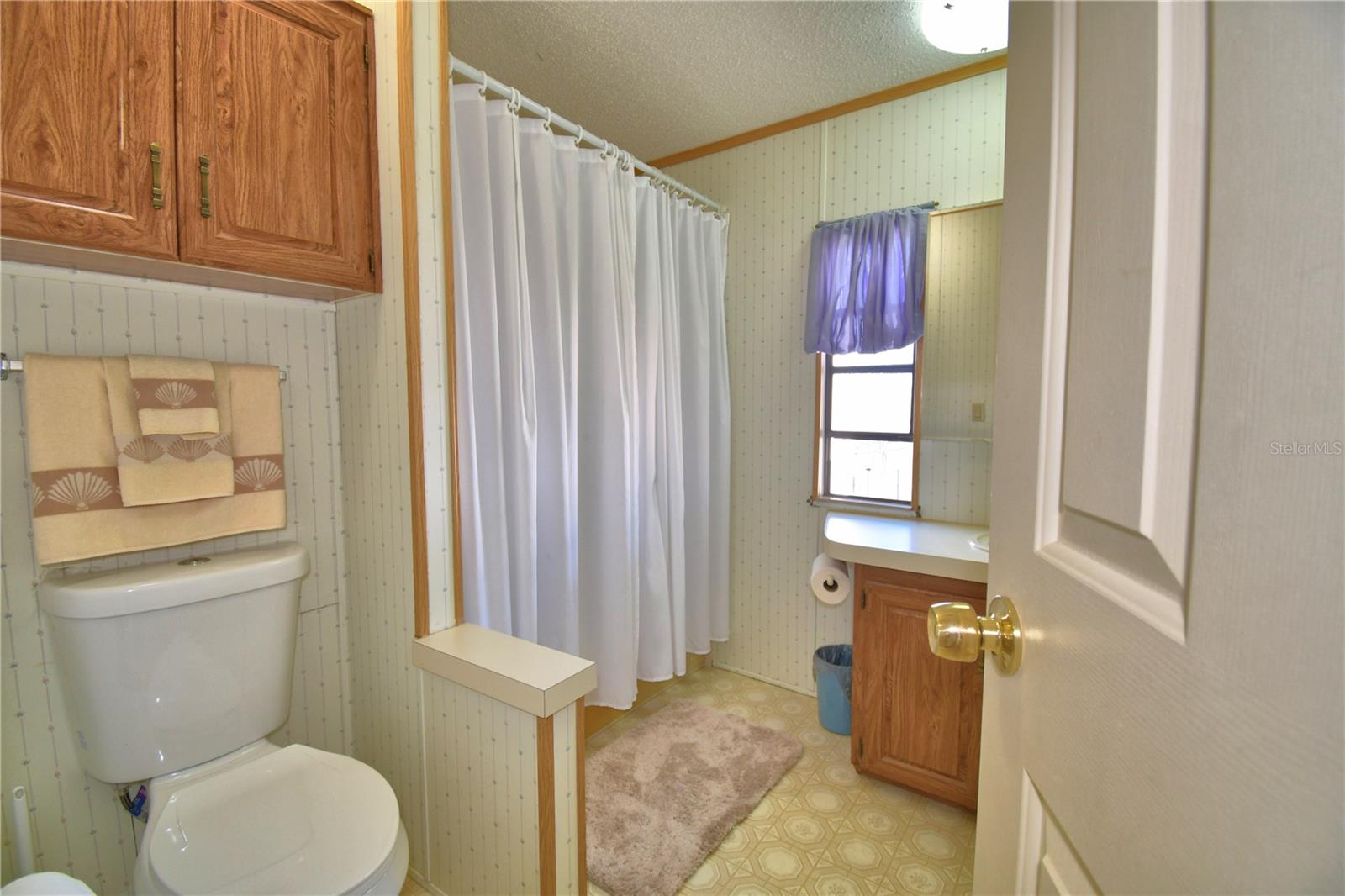 LAKE MARIANA ACRES - Residential