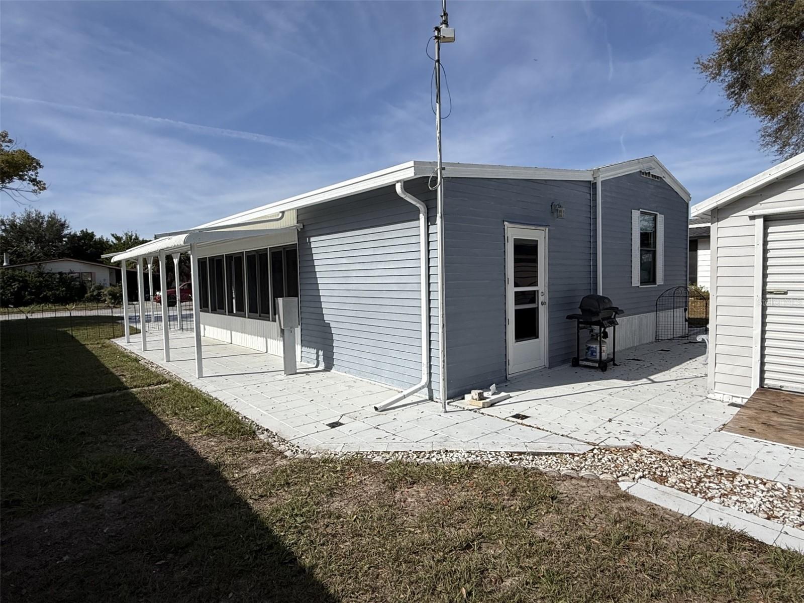 LAKE MARIANA ACRES - Residential