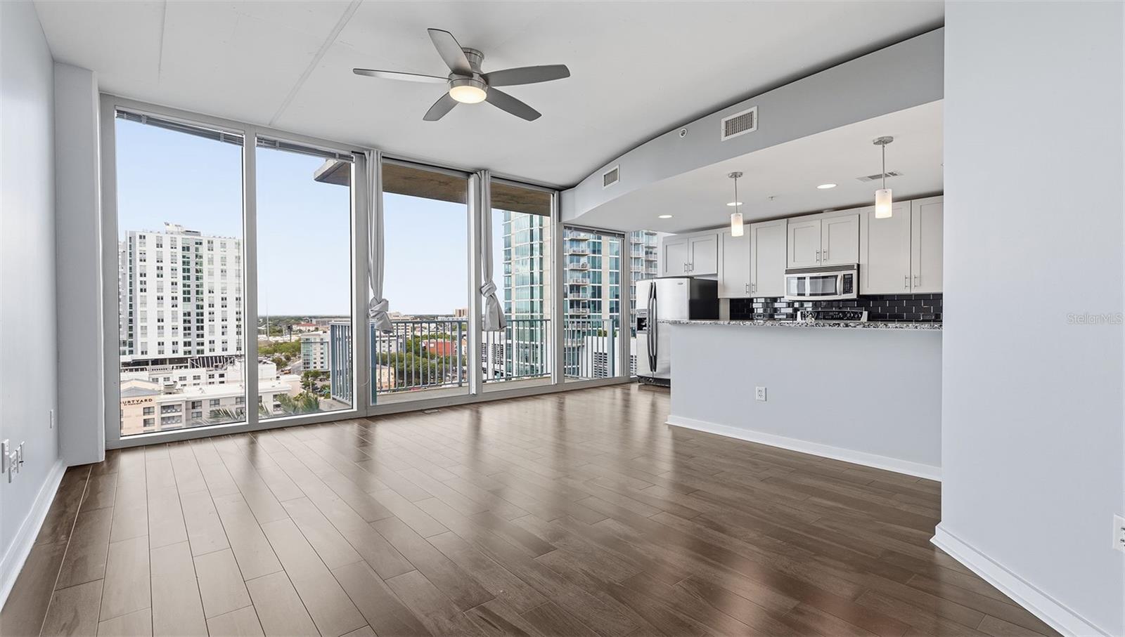 SKYPOINT A CONDO - Residential