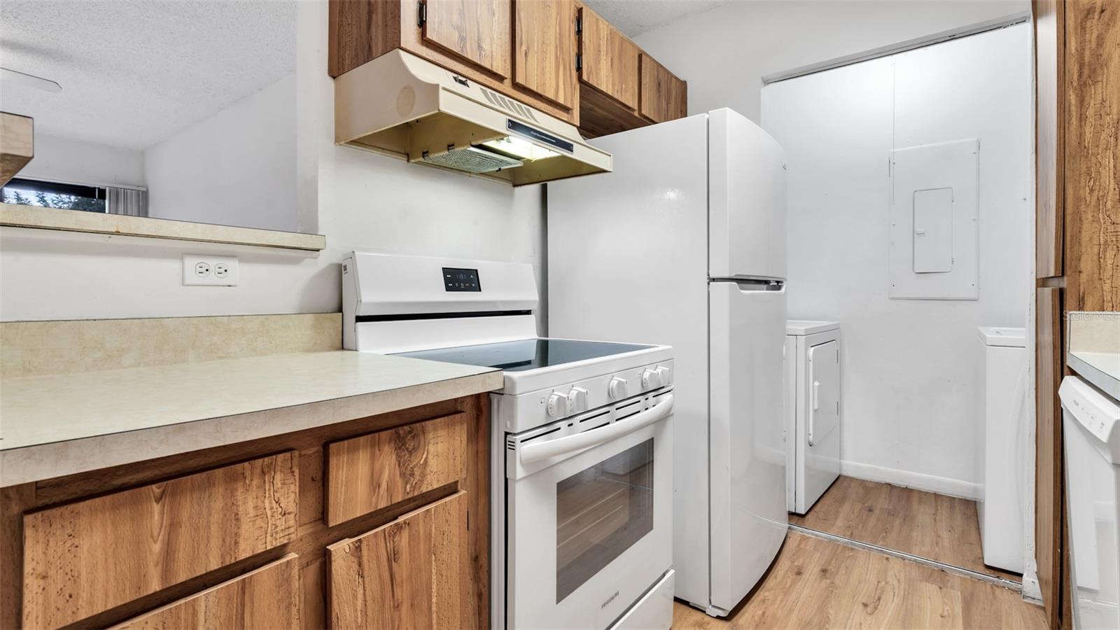 HARBOR CLUB CONDO - Residential Lease