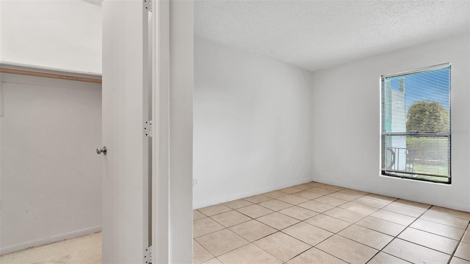 HARBOR CLUB CONDO - Residential Lease
