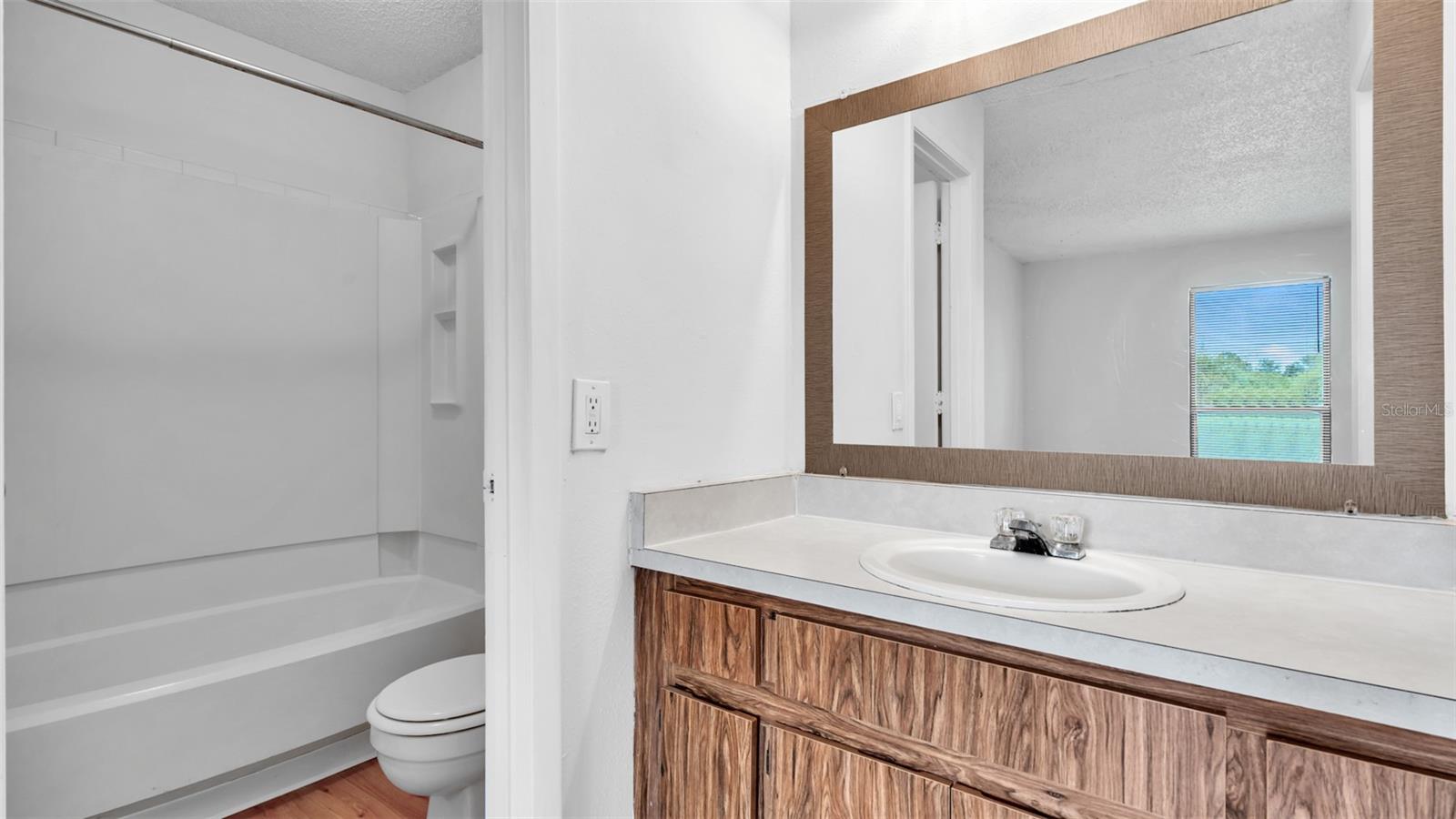 HARBOR CLUB CONDO - Residential Lease