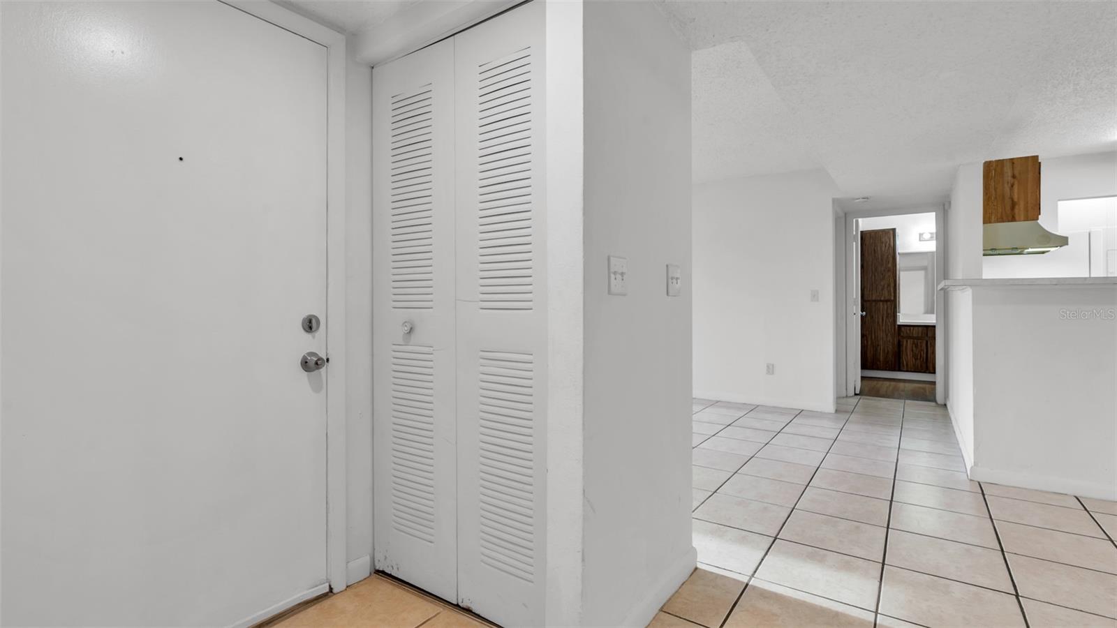 HARBOR CLUB CONDO - Residential Lease