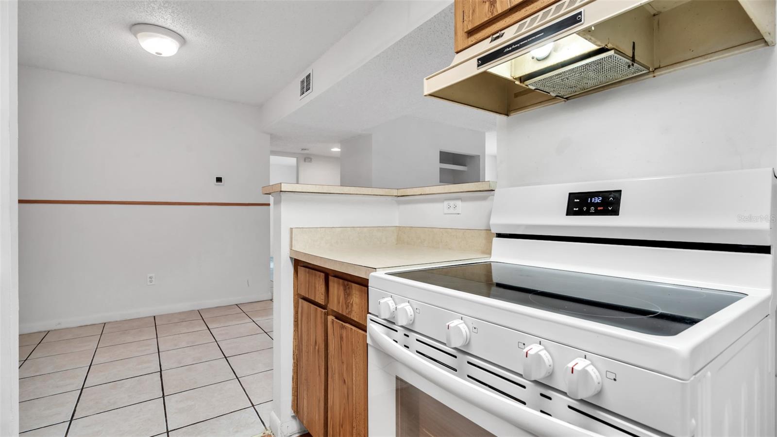HARBOR CLUB CONDO - Residential Lease