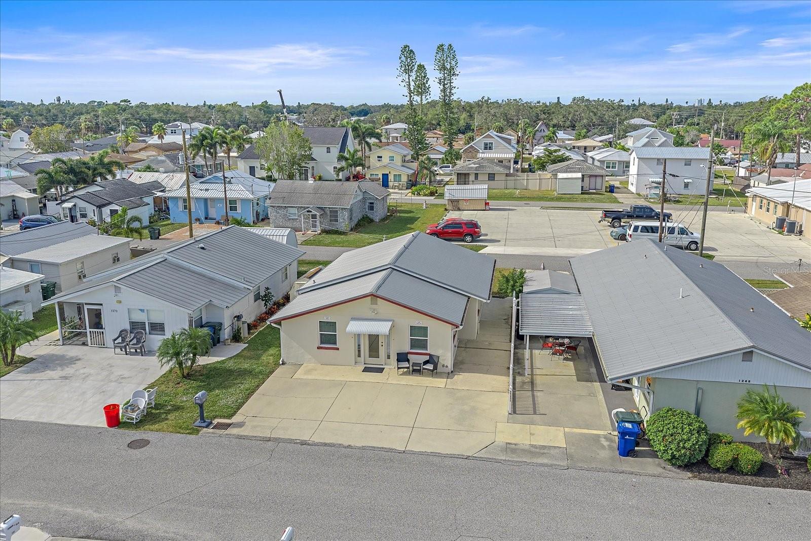 PINECRAFT - Residential