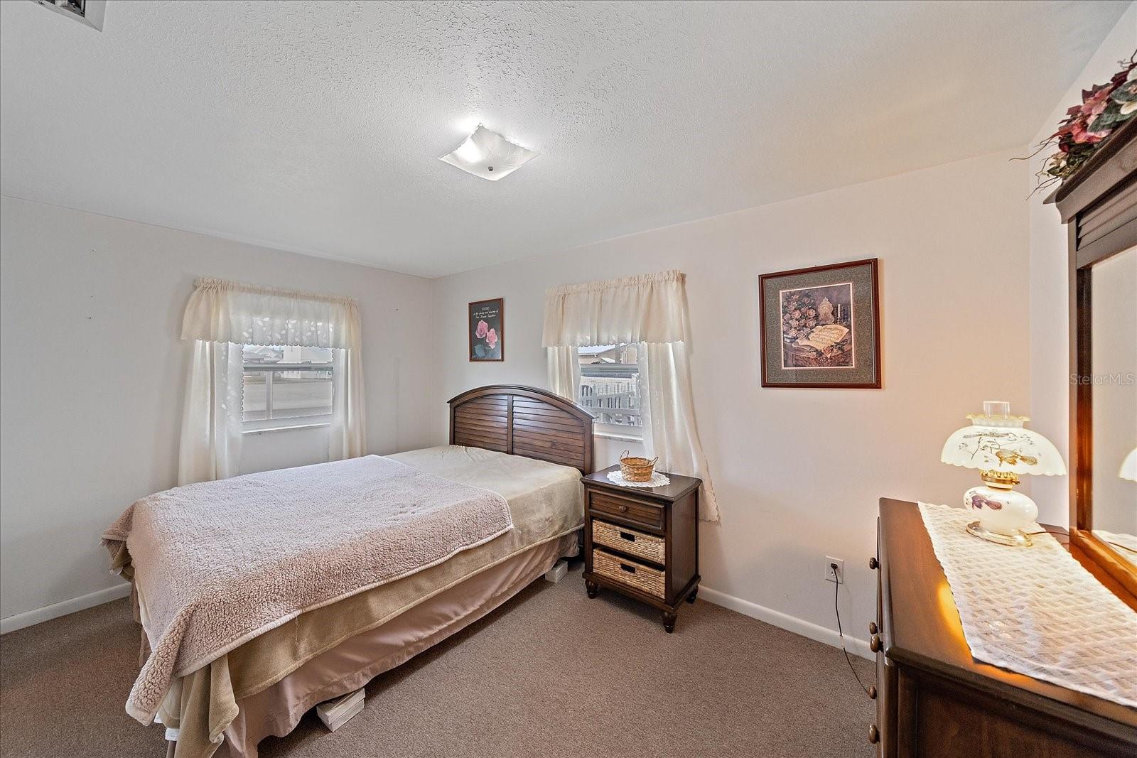 PINECRAFT - Residential