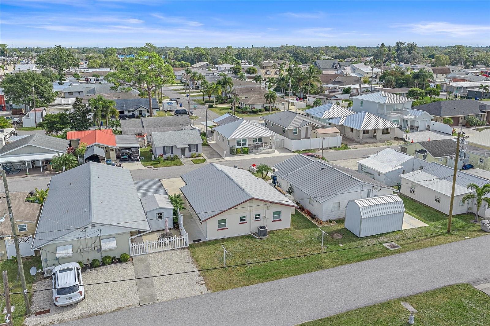 PINECRAFT - Residential