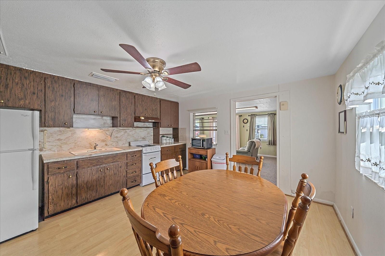 PINECRAFT - Residential