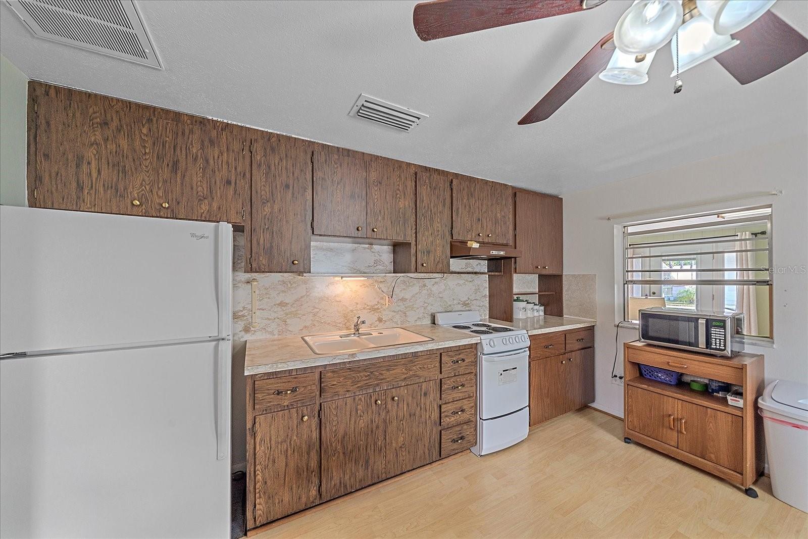 PINECRAFT - Residential