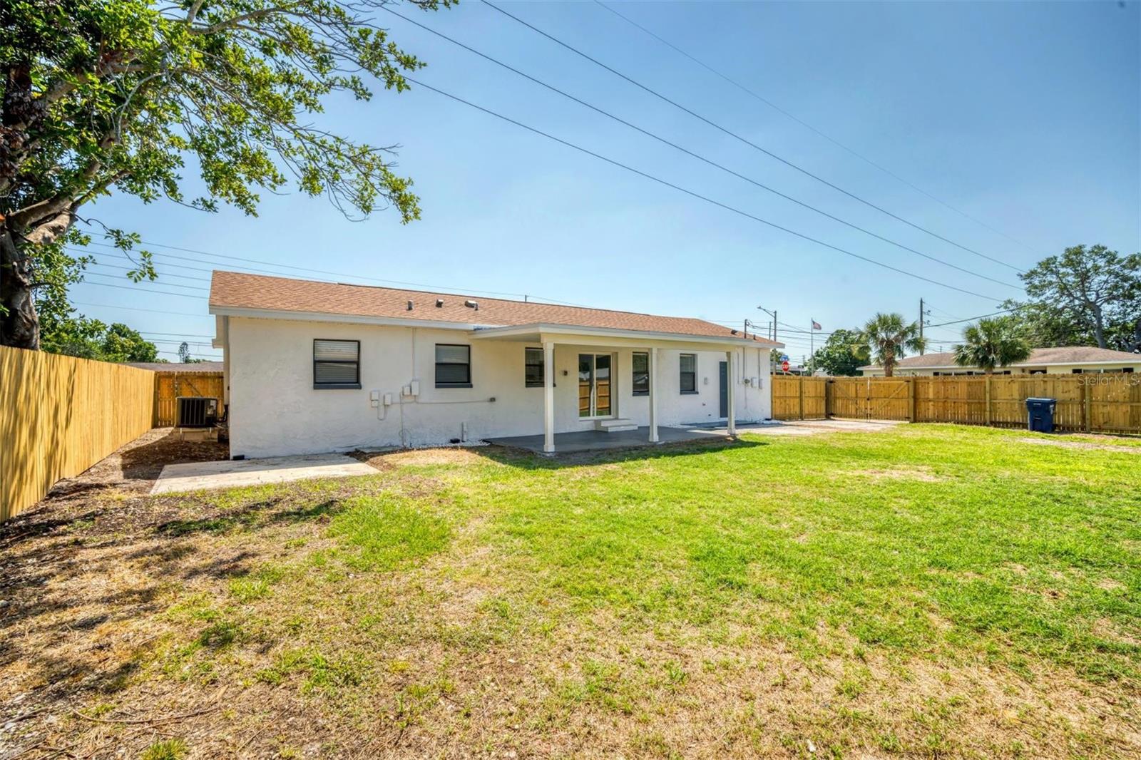 7824 STARKEY ROAD