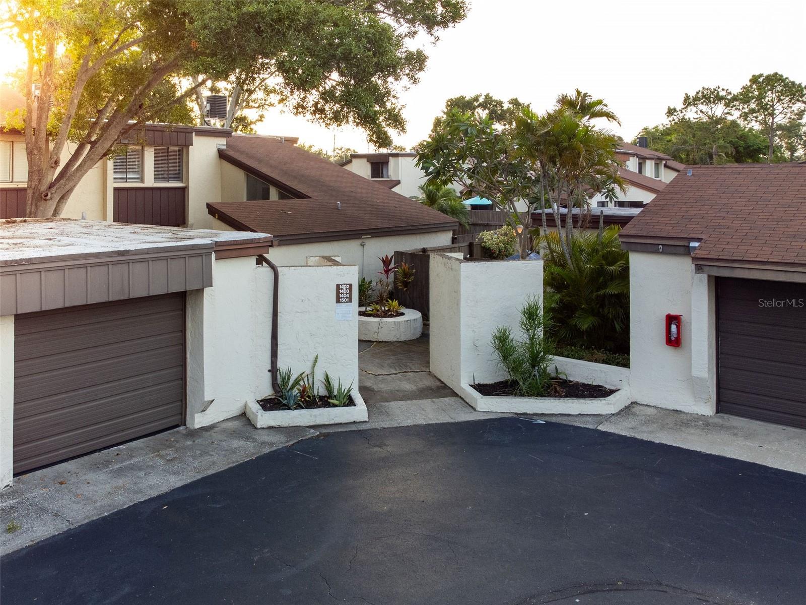 1881 N HERCULES AVENUE 1501