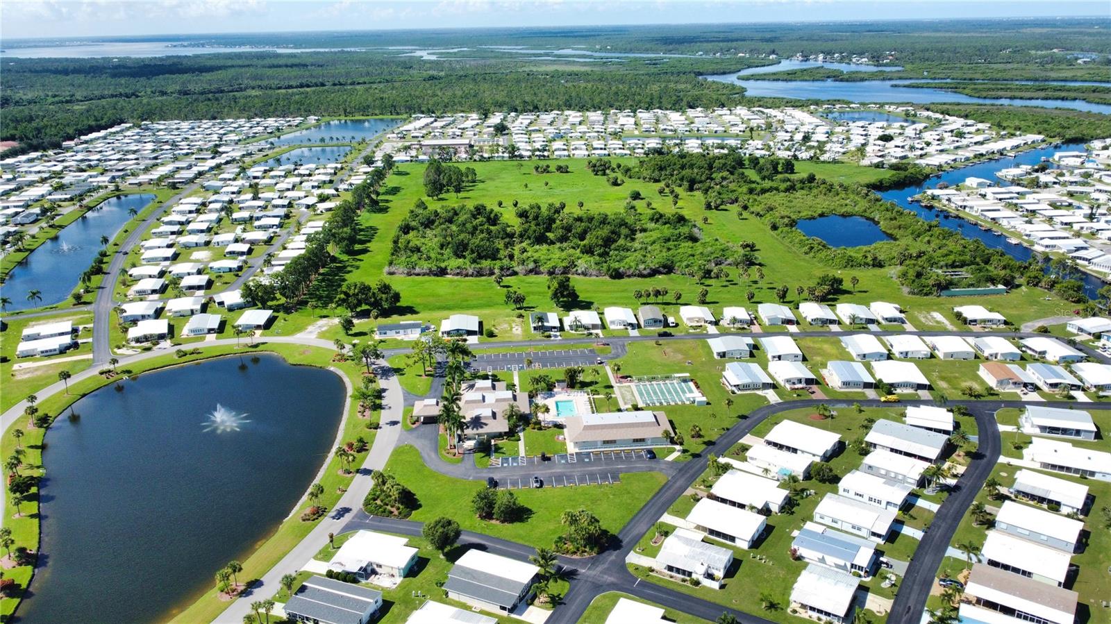 LA CASA MHP CO-OP - Residential