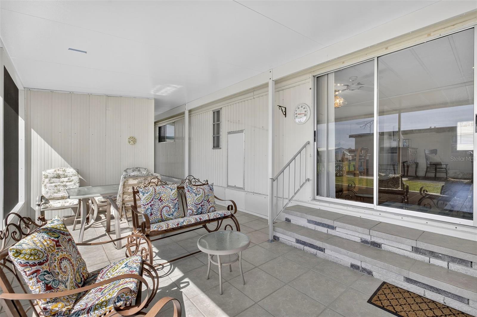 LA CASA MHP CO-OP - Residential