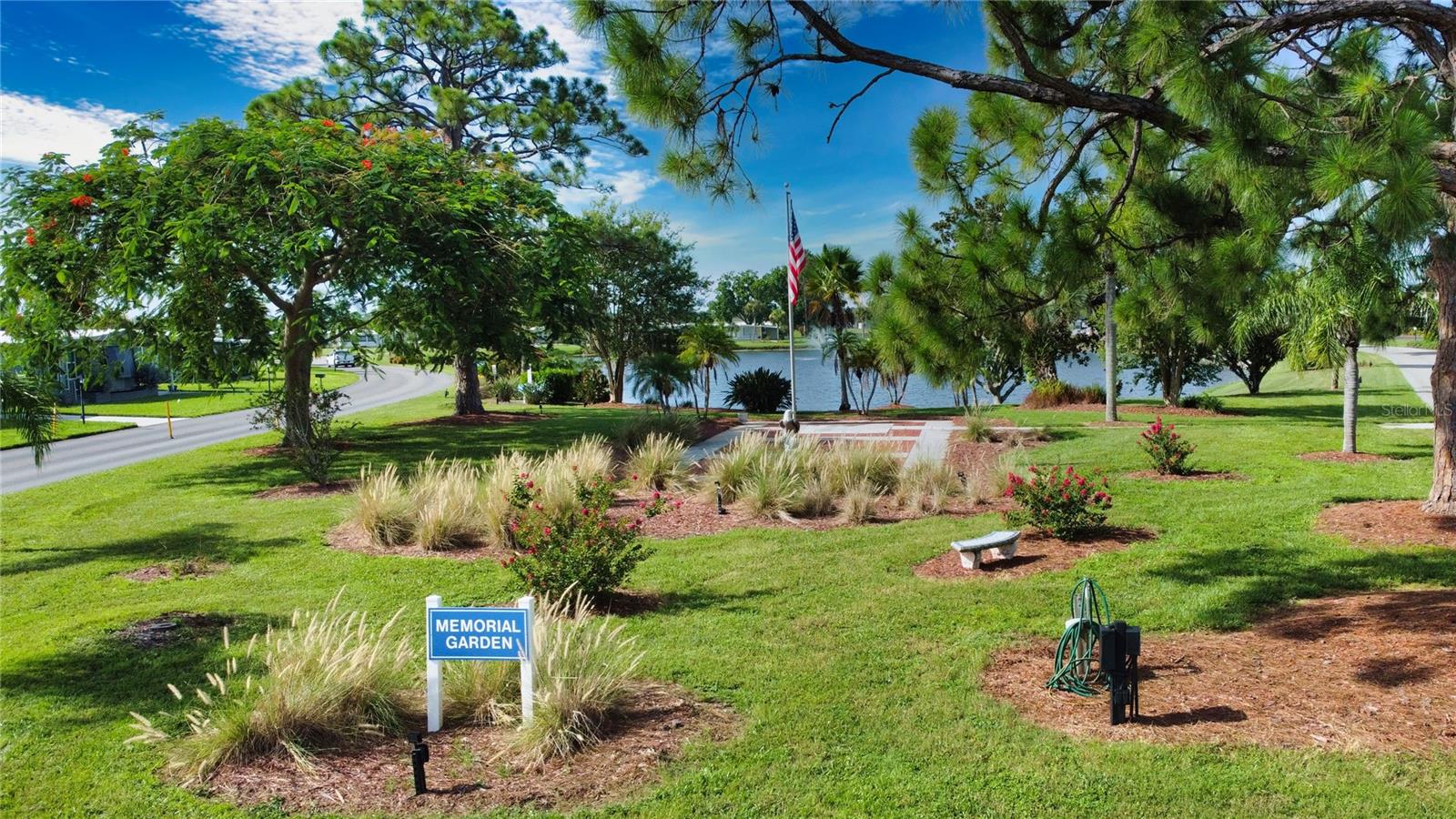 LA CASA MHP CO-OP - Residential