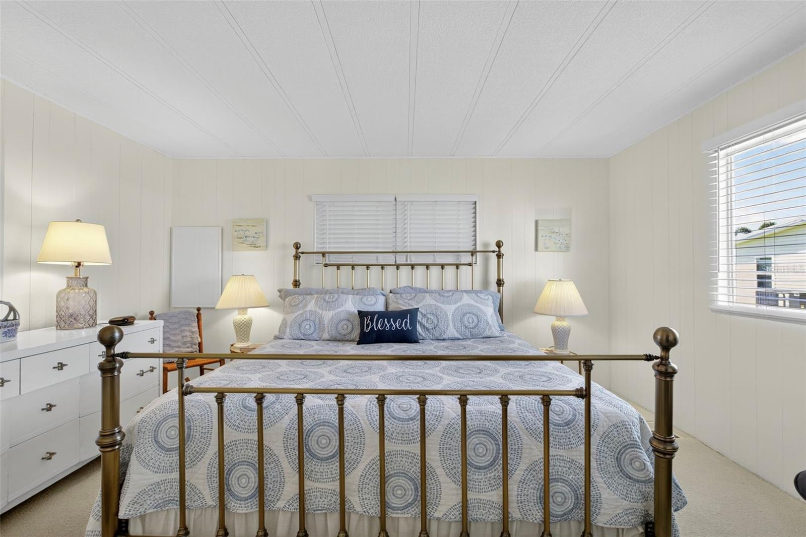 LA CASA MHP CO-OP - Residential