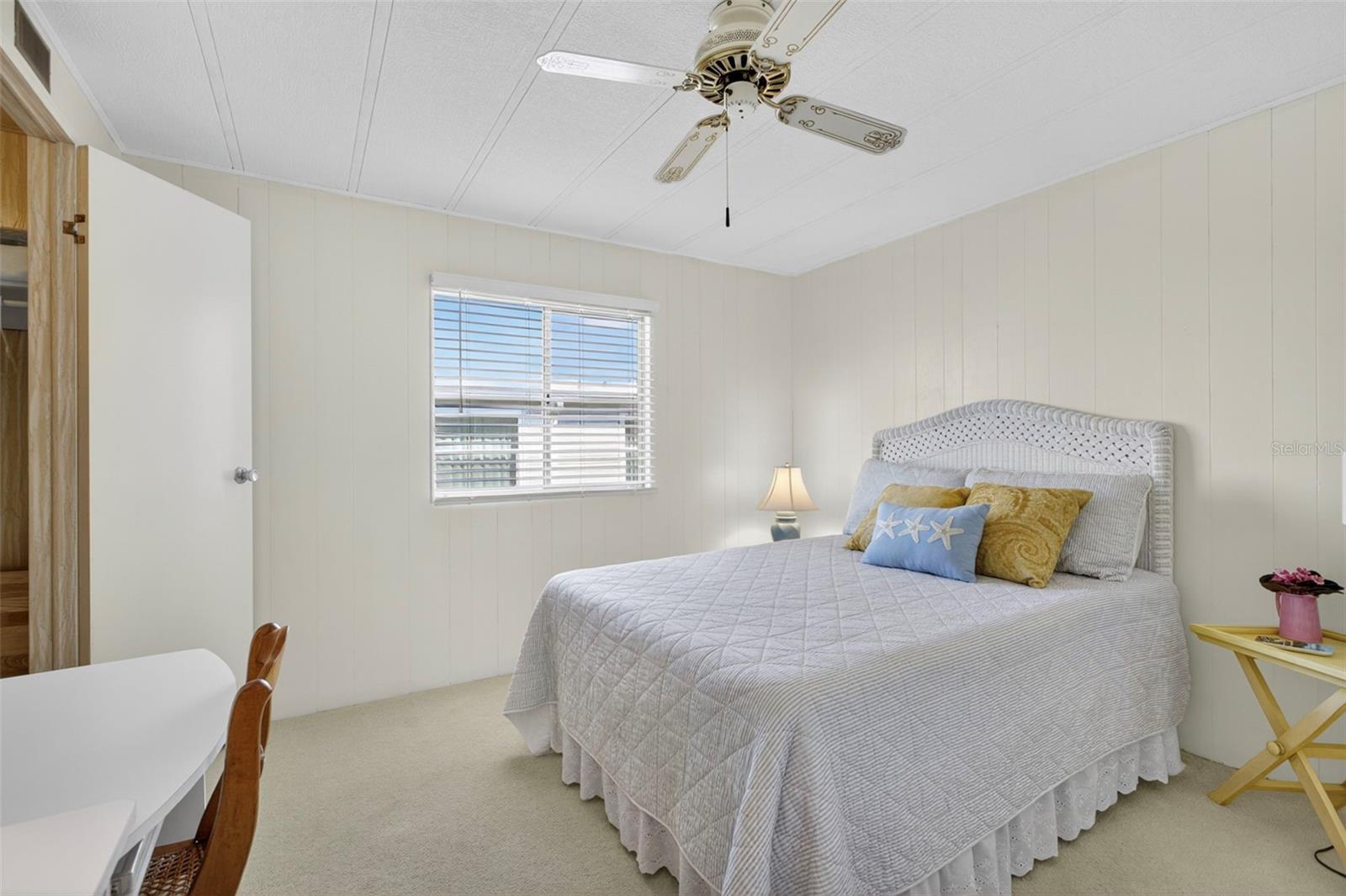 LA CASA MHP CO-OP - Residential