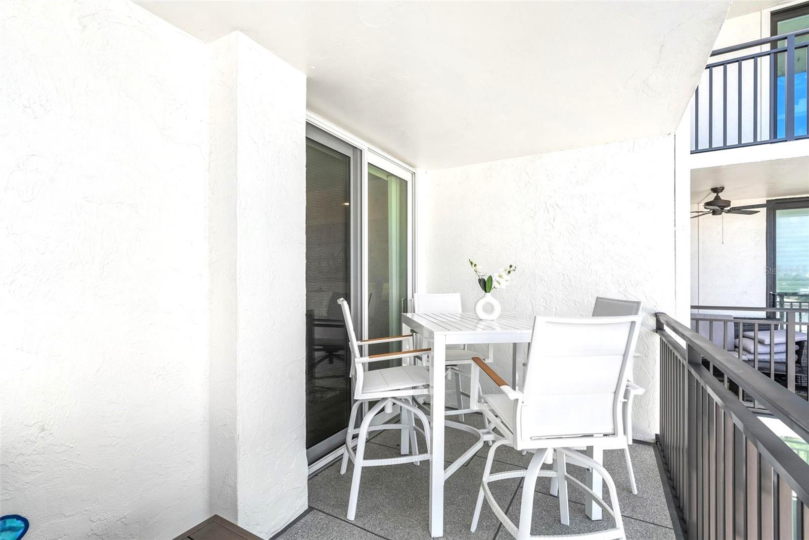 SIESTA TOWERS - Residential