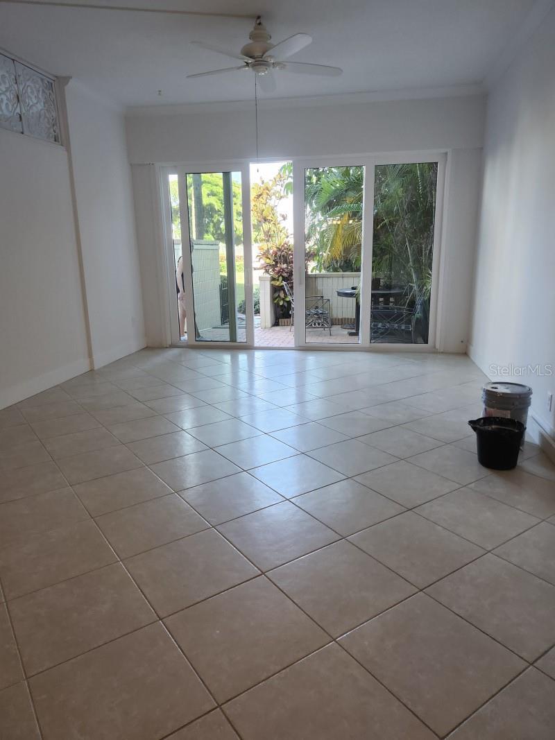 7400 SUN ISLAND DRIVE S 107