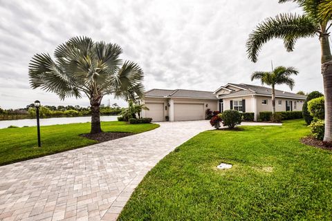 Photo of 1580 Lancashire Drive, Venice, FL 34293 (MLS # N6142744)