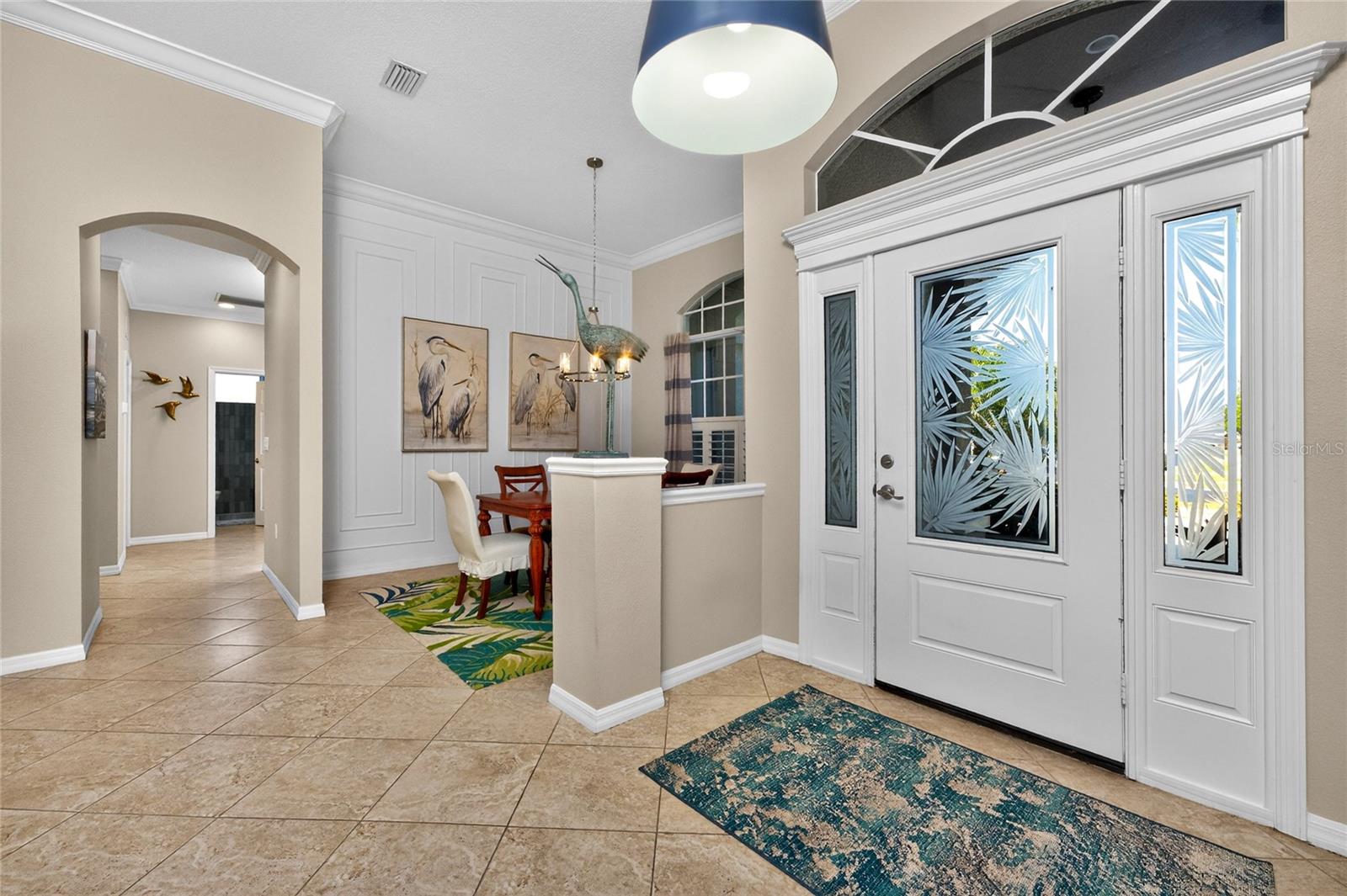 872 CLEAR LAKE DRIVE