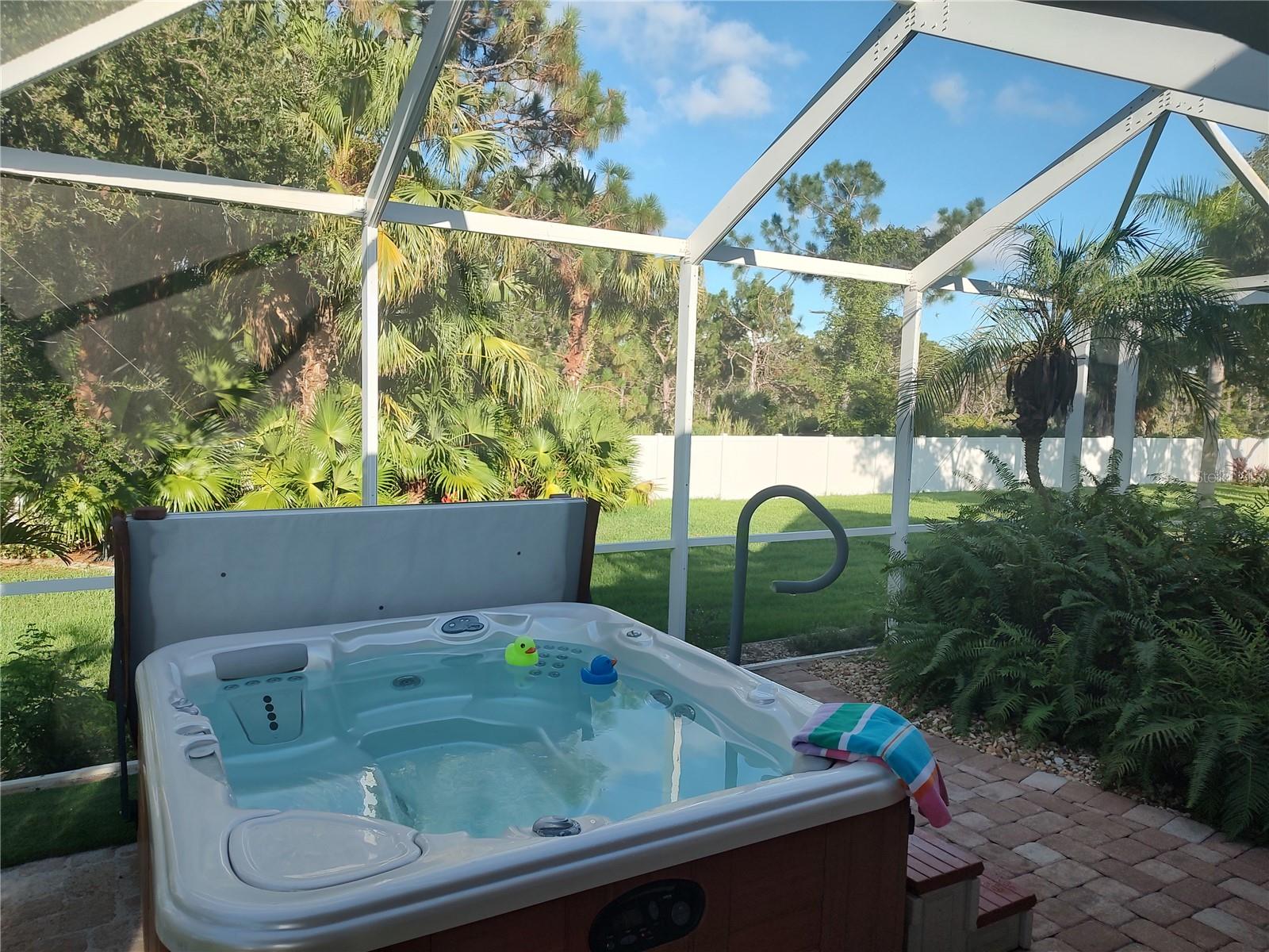 872 CLEAR LAKE DRIVE