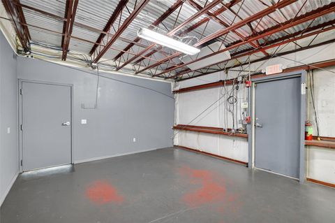 Tiny photo for 15925 Old Us Highway 441, Tavares, FL 32778 (MLS # G5101404)