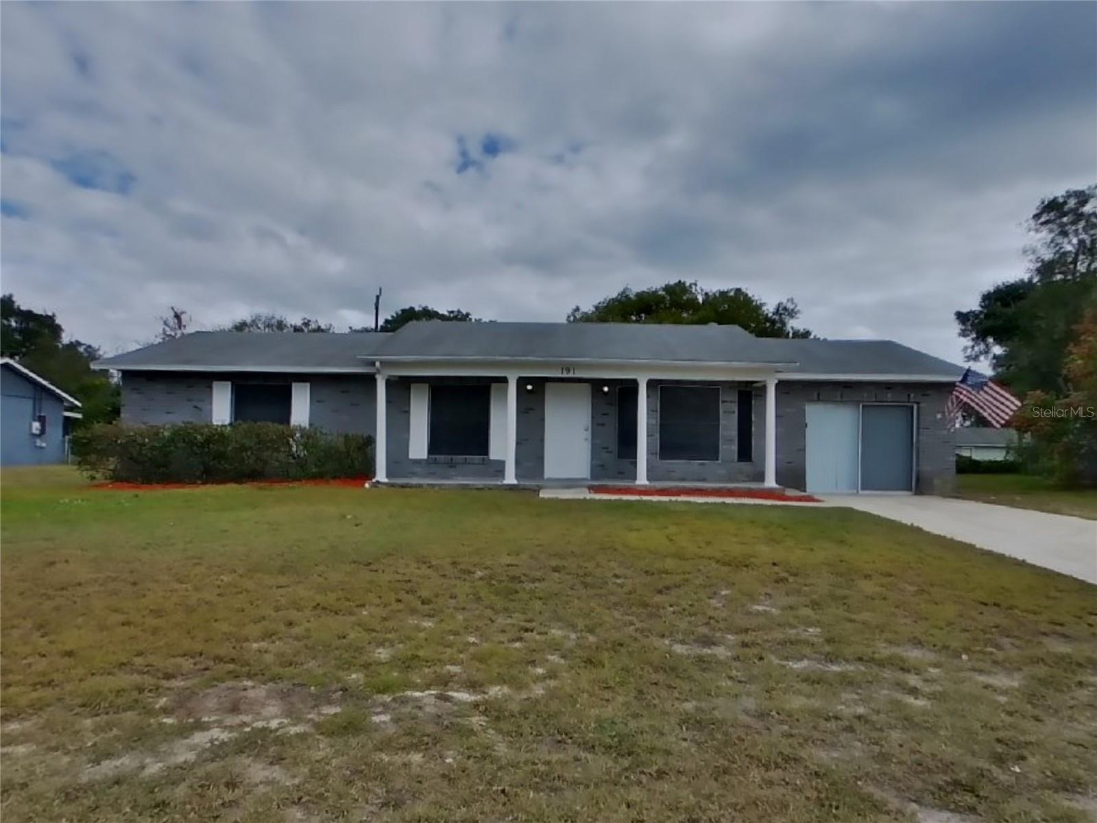 DELTONA LAKES UN 63 - Residential Lease