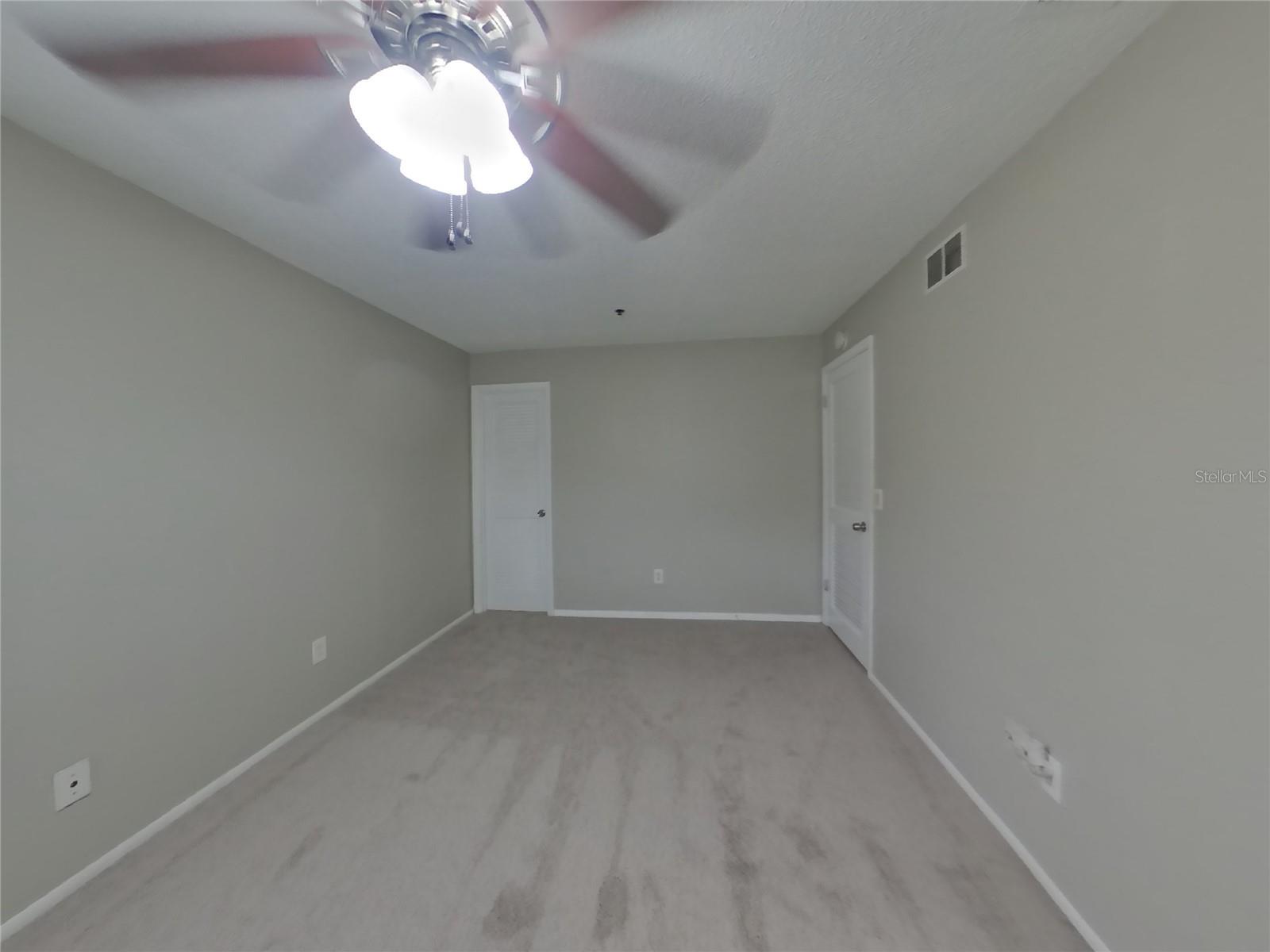 DELTONA LAKES UN 63 - Residential Lease