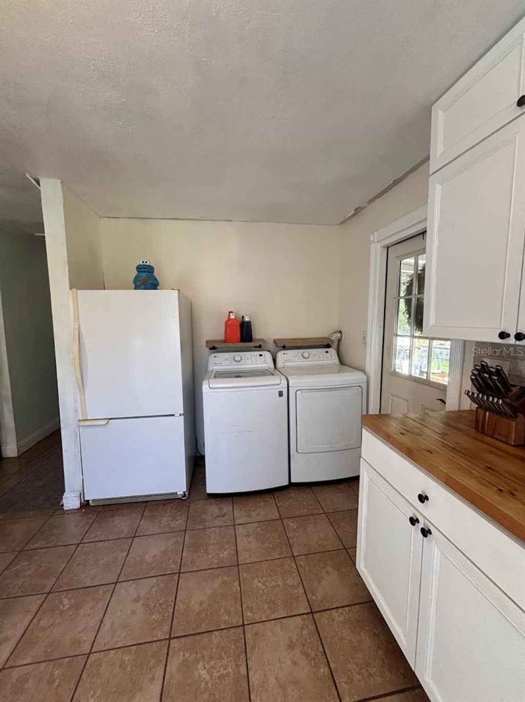 Photo of 1745 East Parkway, Deland, FL 32724 (MLS # V4945490)