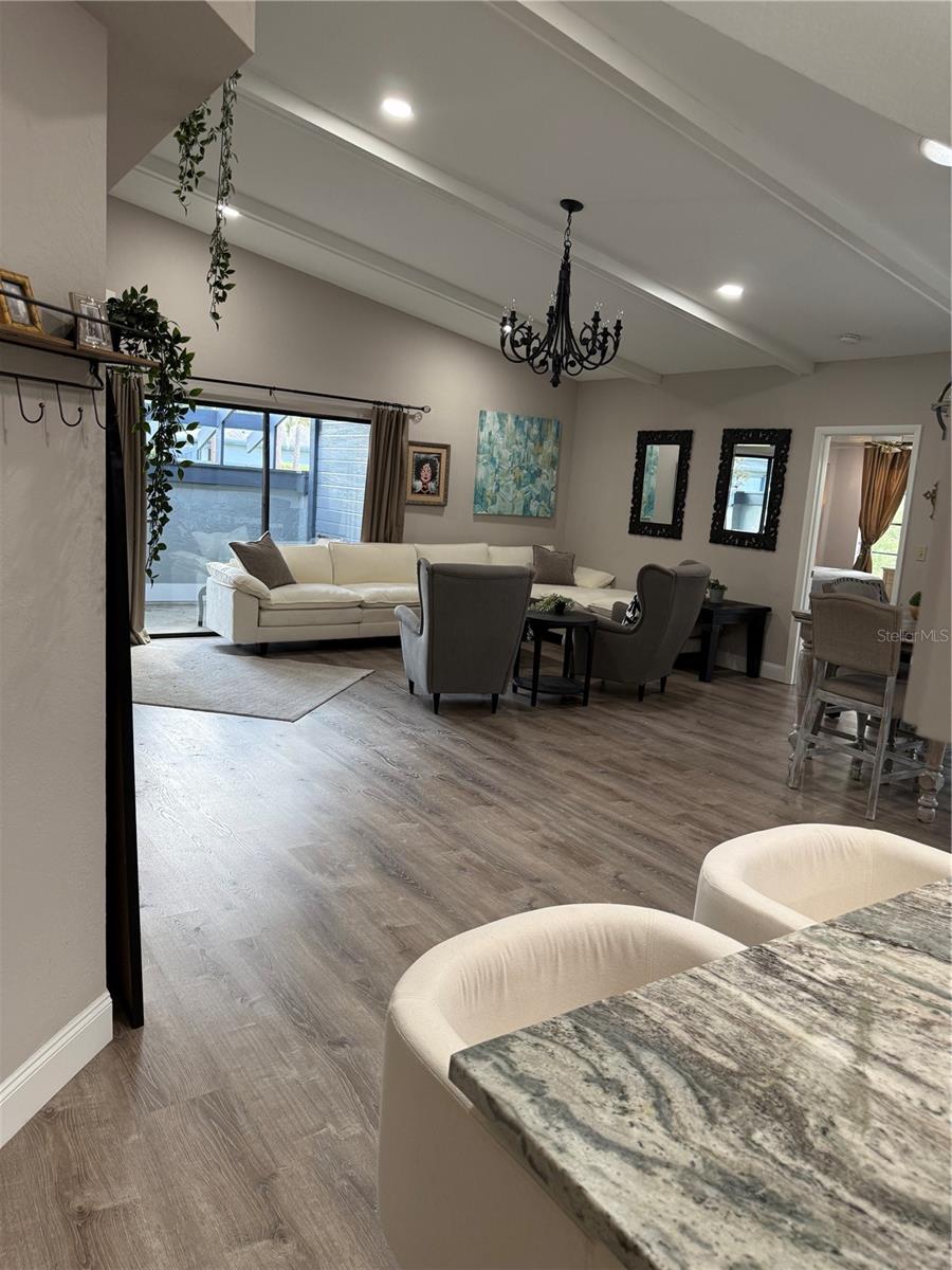 EAST LAKE WOODLANDS PINEWINDS - Residential Lease