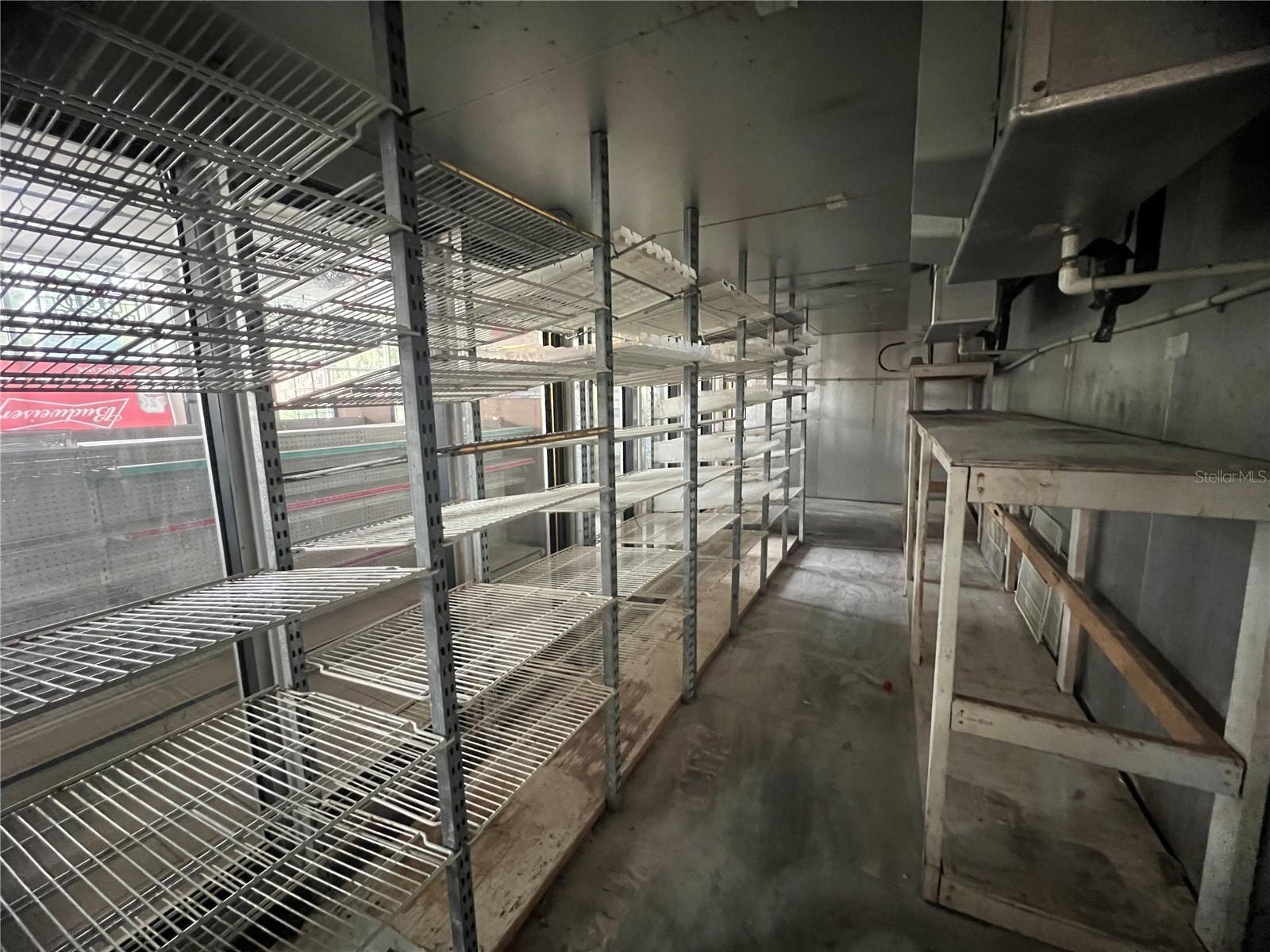 LYNWOOD PARK - Commercial Sale