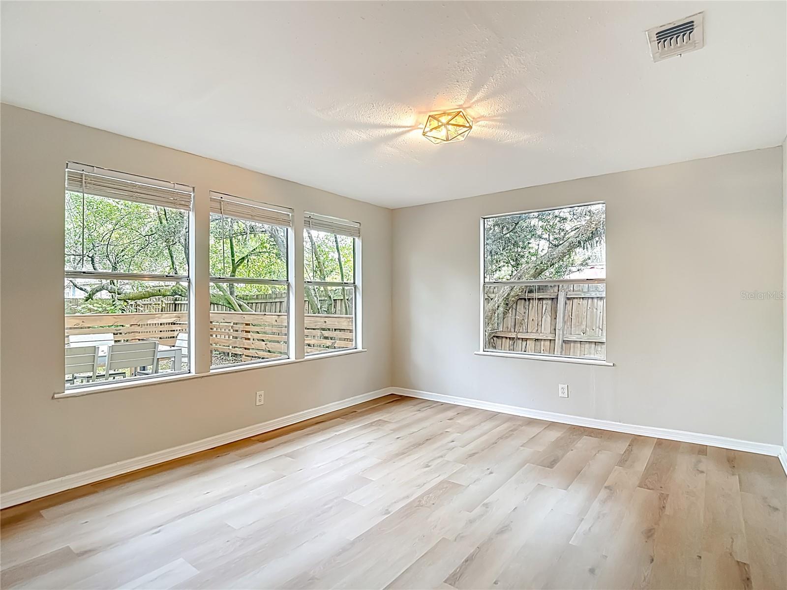 BROWN MASON ADDITION TO SEMINOLE HEIGHTS - Residential