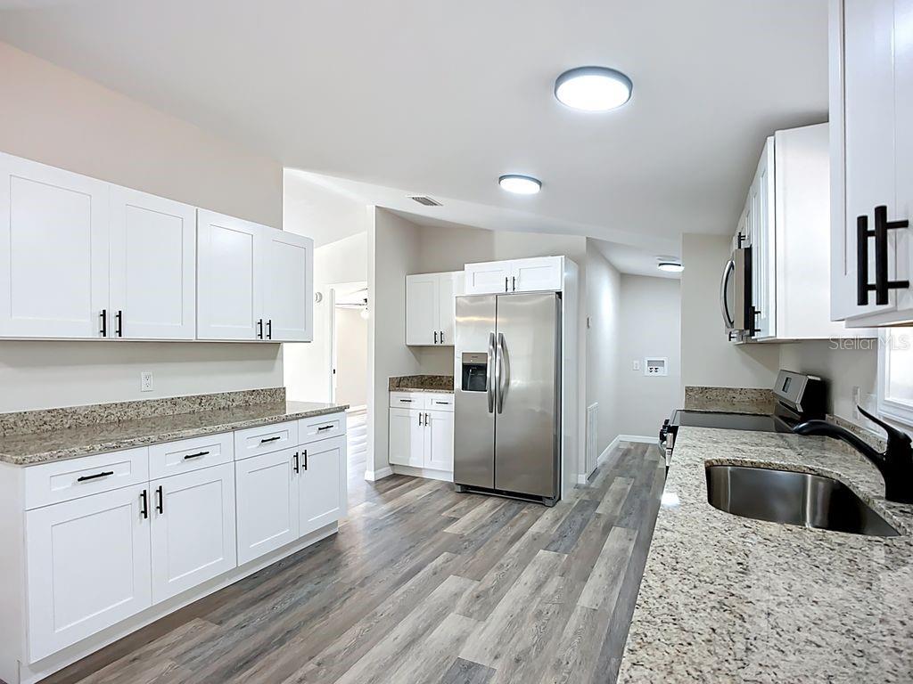 BRUSSELS BOY PH I & II - Residential