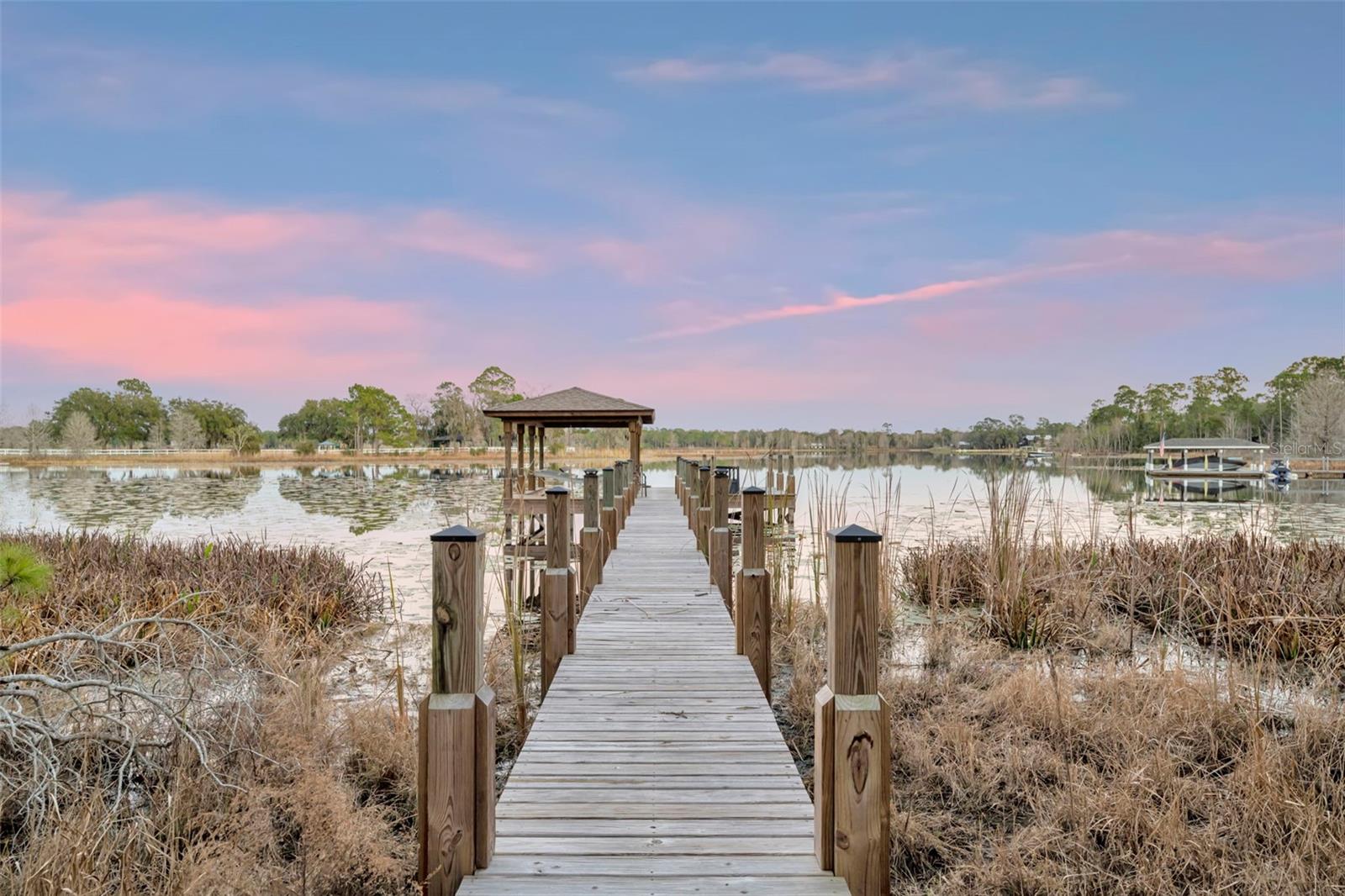 SEMINOLE WOODS 5 AC DEV - Residential