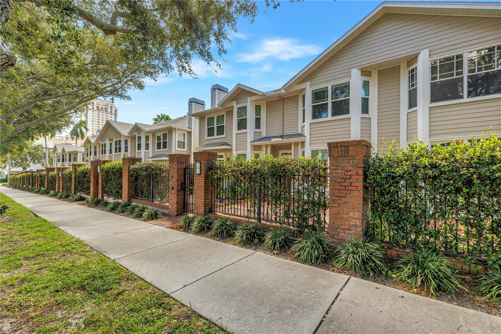 350 2ND STREET N 6