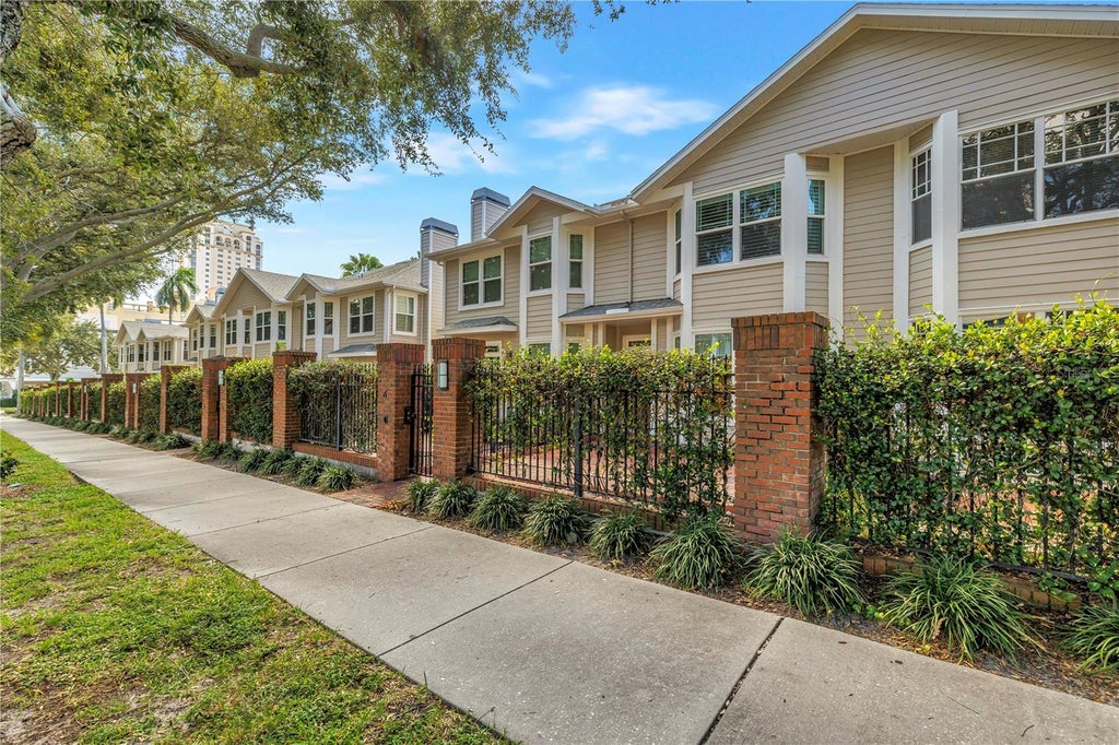 Photo of 350 2nd Street N #6, St Petersburg, FL 33701 (MLS # TB8552705)