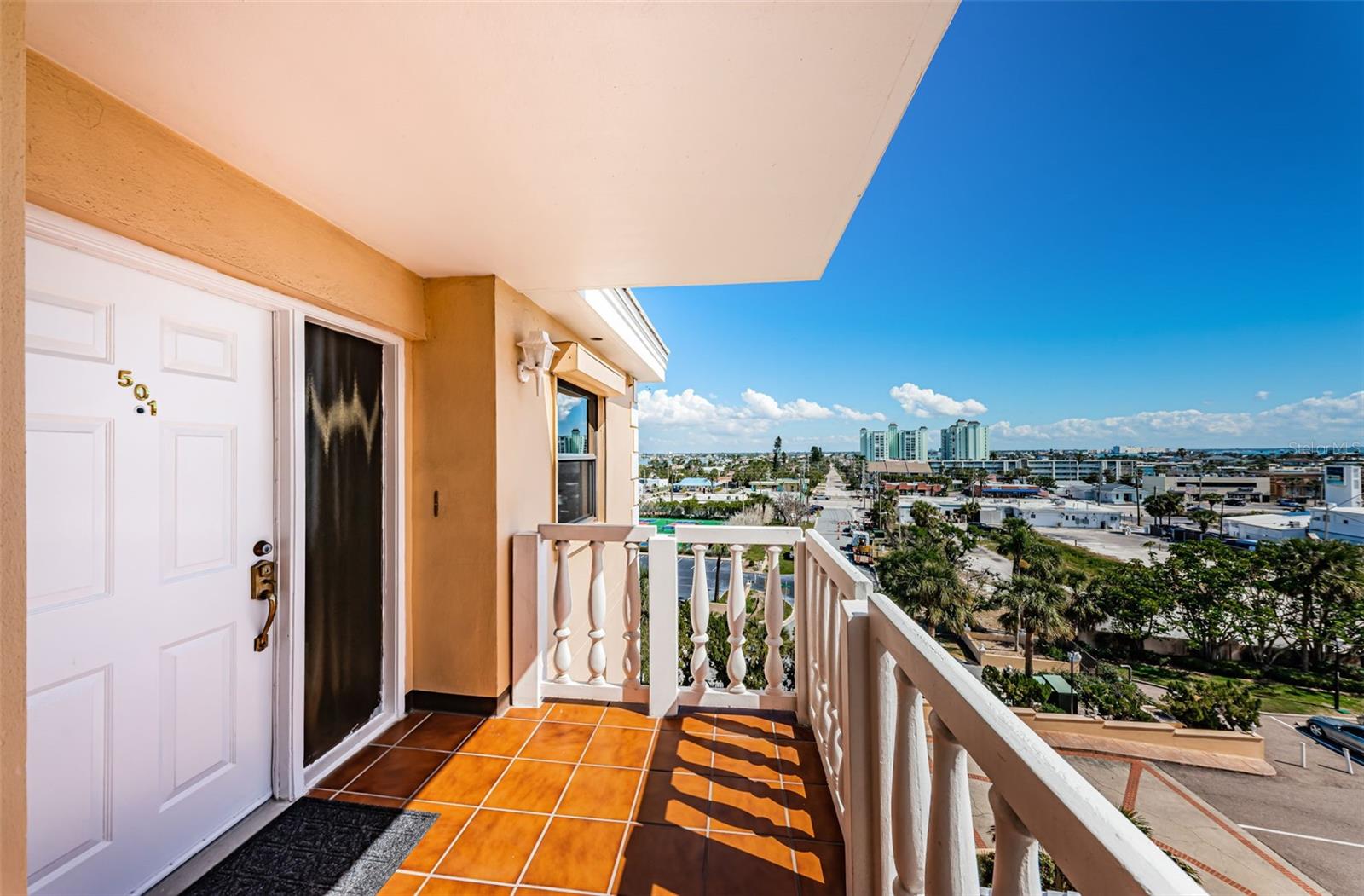 6500 SUNSET WAY 501