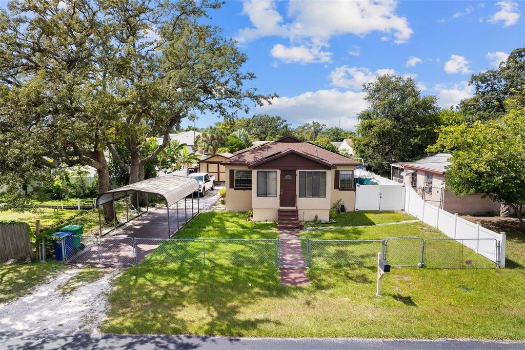 Photo of 2708 N Matanzas Avenue, Tampa, FL 33607 (MLS # TB8436536)