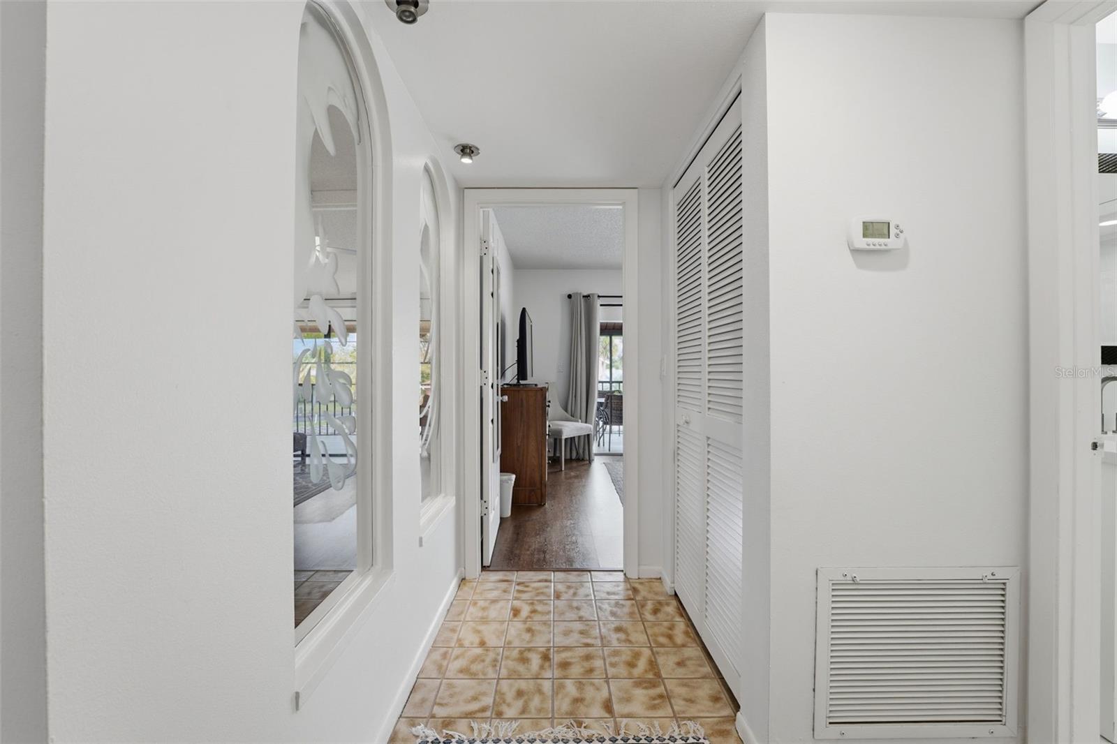 LOS LAGOS - Residential