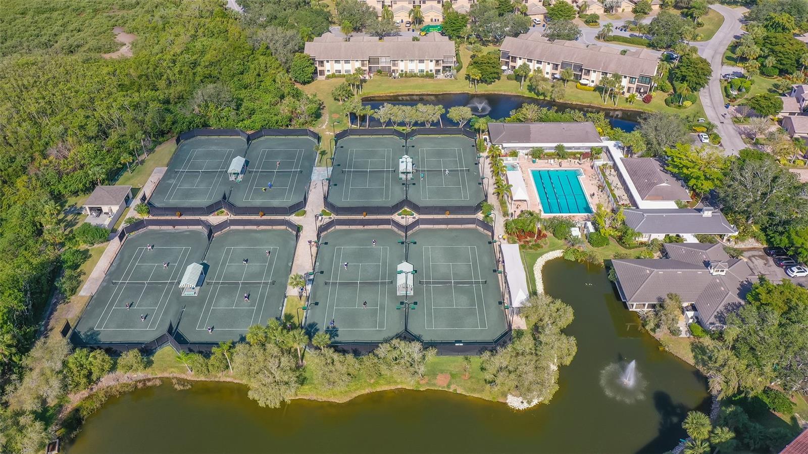 LANDINGS CARRIAGEHOUSE I - Residential